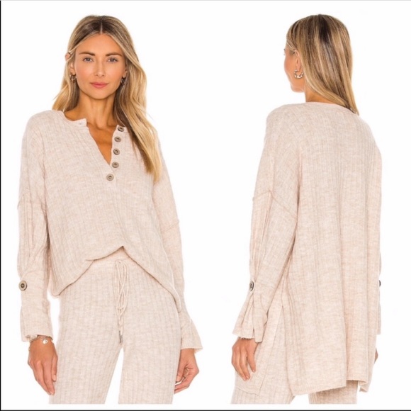 Free People Around the Clock Pullover NWT - Picture 2 of 10